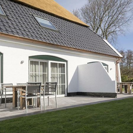 Spacious Farmhouse In De Cocksdorp With Private Terrace Extérieur photo